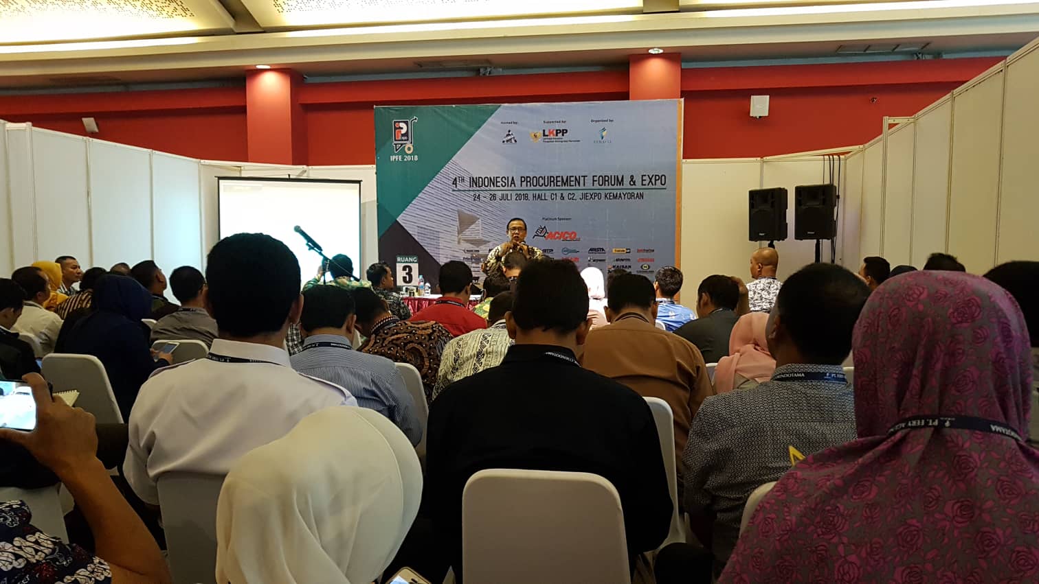Gambar Delapan Pegawai UIN Alauddin Makassar Ikuti Seminar 4 IPFE 2018 di Jakarta